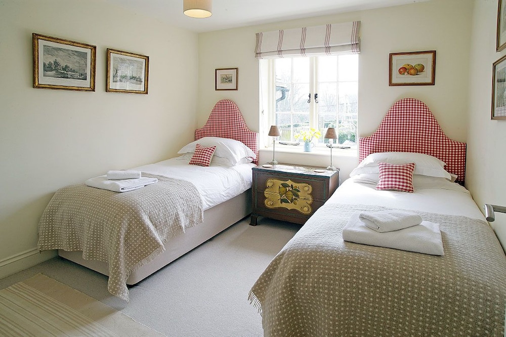Cottage photo 3