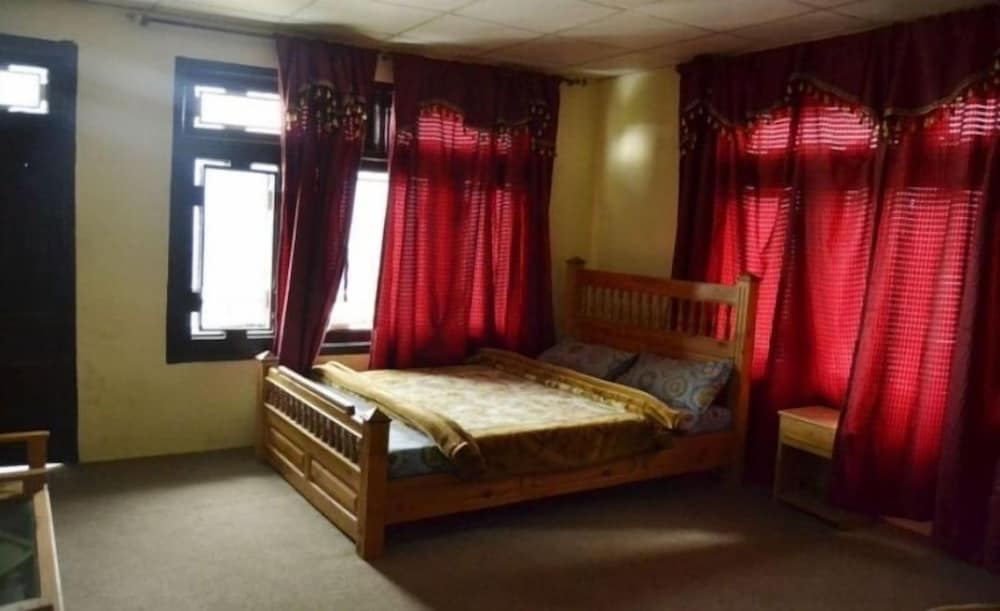 Standard Double Room photo 2