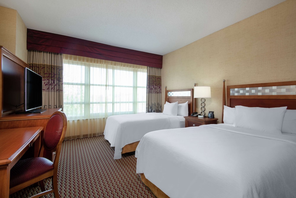 Premium Suite, 2 Double Beds, Corner - Photo 1