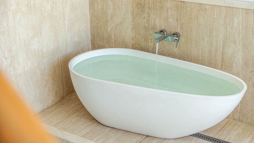 Basic Room, 1 Bedroom (A104(2F / European Whirlpool Tub)) photo 2