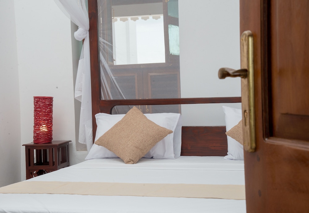 Deluxe Room, Garden View - Photo 1