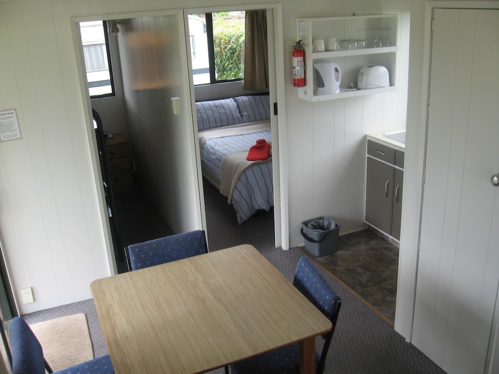 Cabin, 2 Bedrooms (Small bunks for children) photo 1
