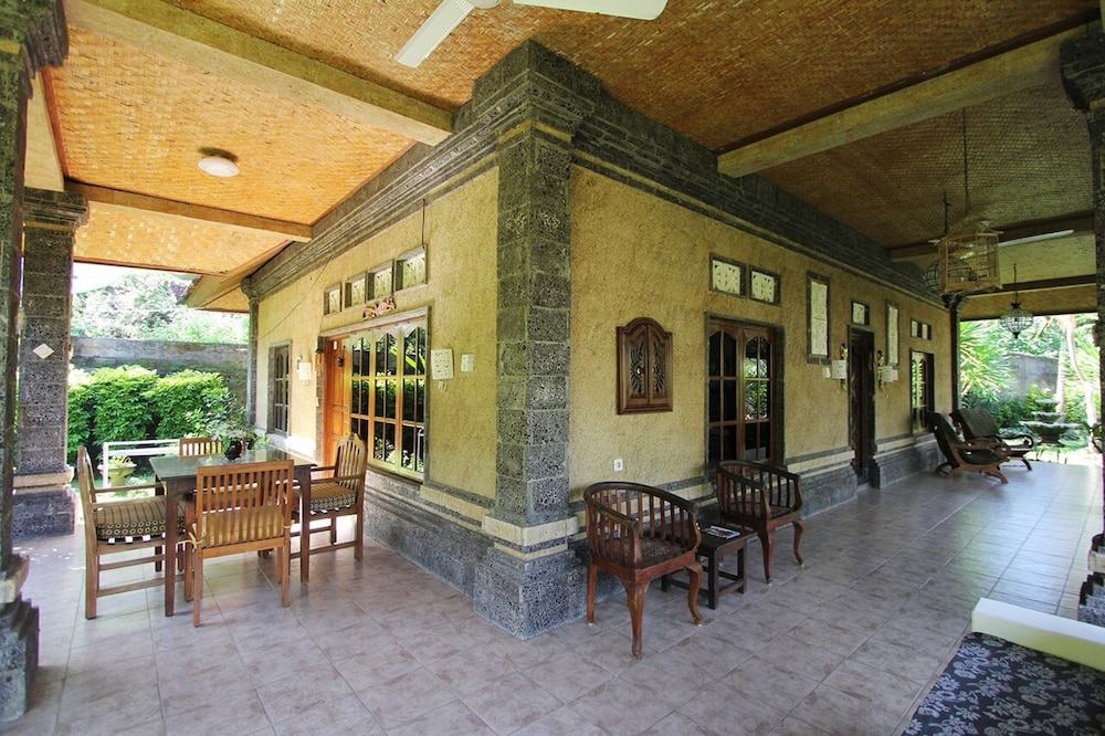 Bungalow photo 2