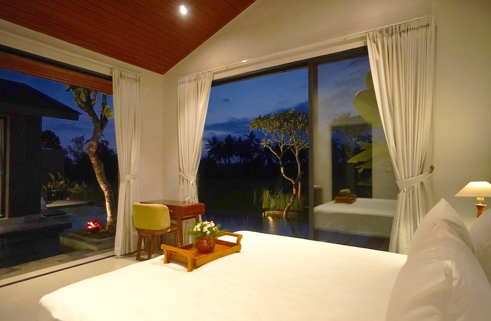 Luxury Villa, 3 Bedrooms, Pool View photo 3