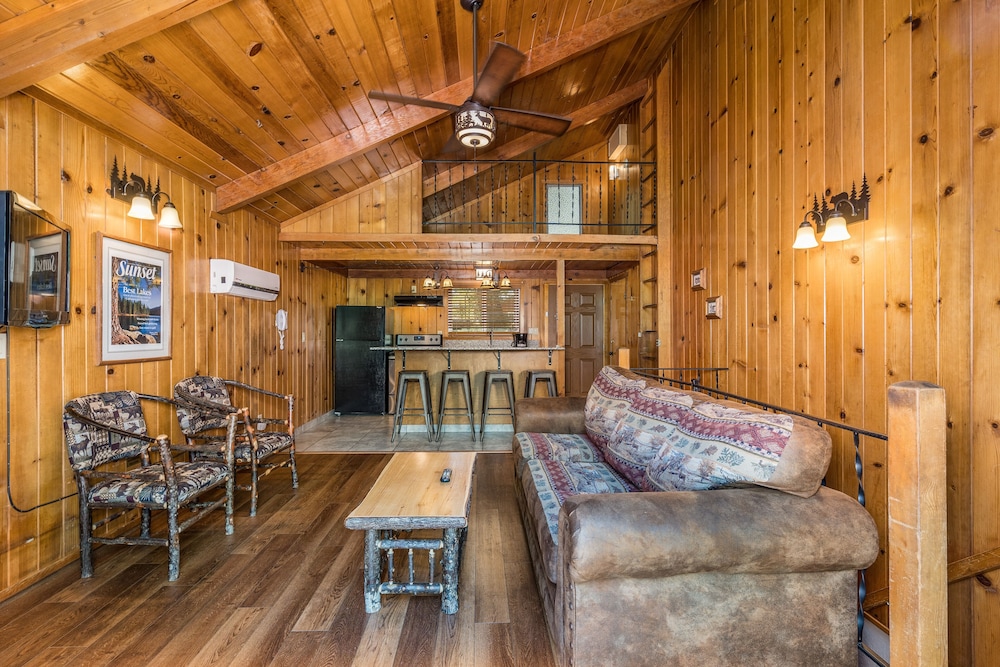 Standard Chalet, Multiple Beds, Kitchen, Resort View - Photo 9