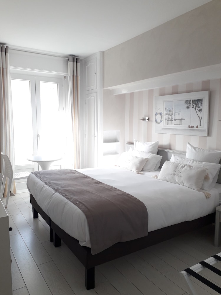 Double Room, Sea facing photo 3