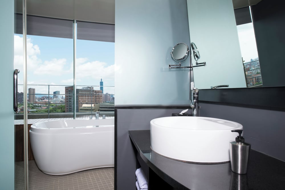Superior Double Scenic View Room photo 3