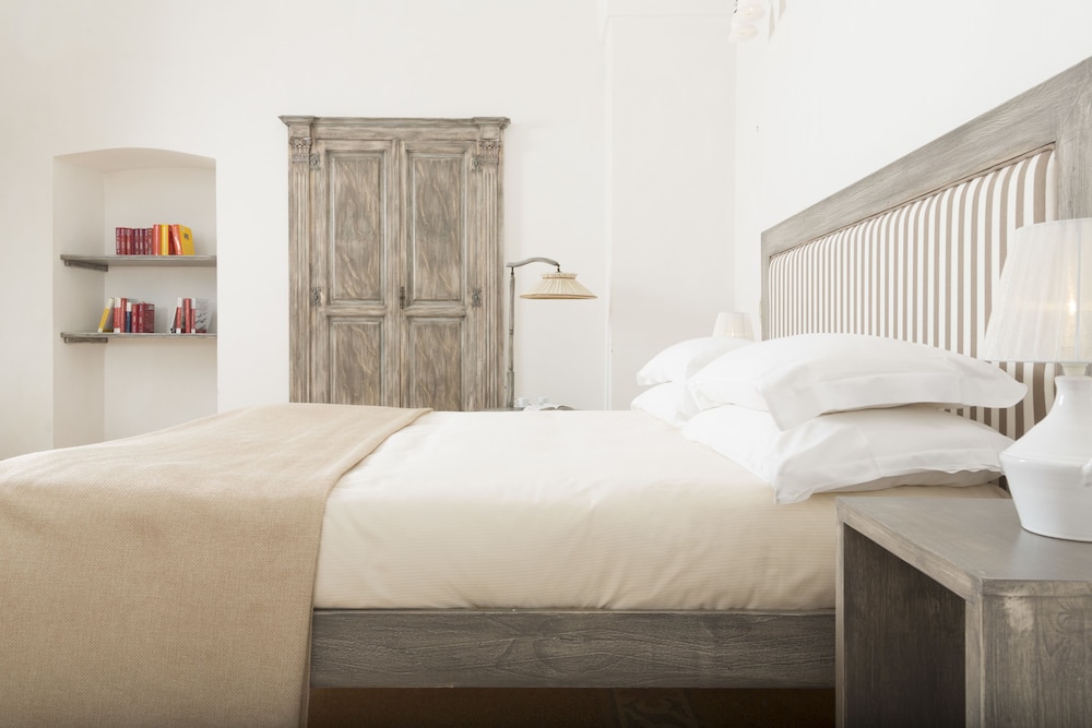 Superior Room, 1 Queen Bed