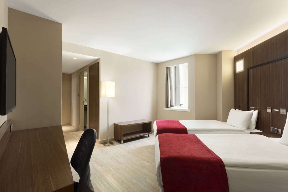 Room, 2 Twin Beds, Smoking