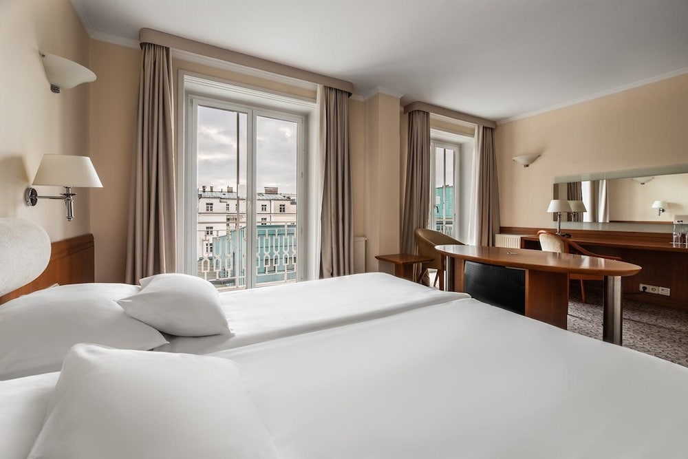 Executive Room photo 2