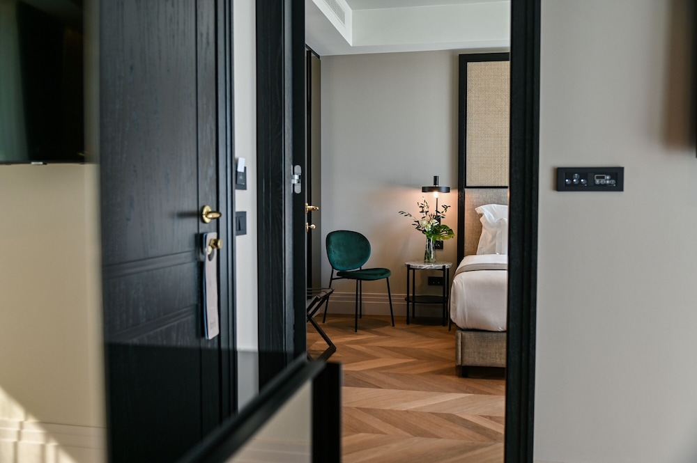 Superior Suite photo 1