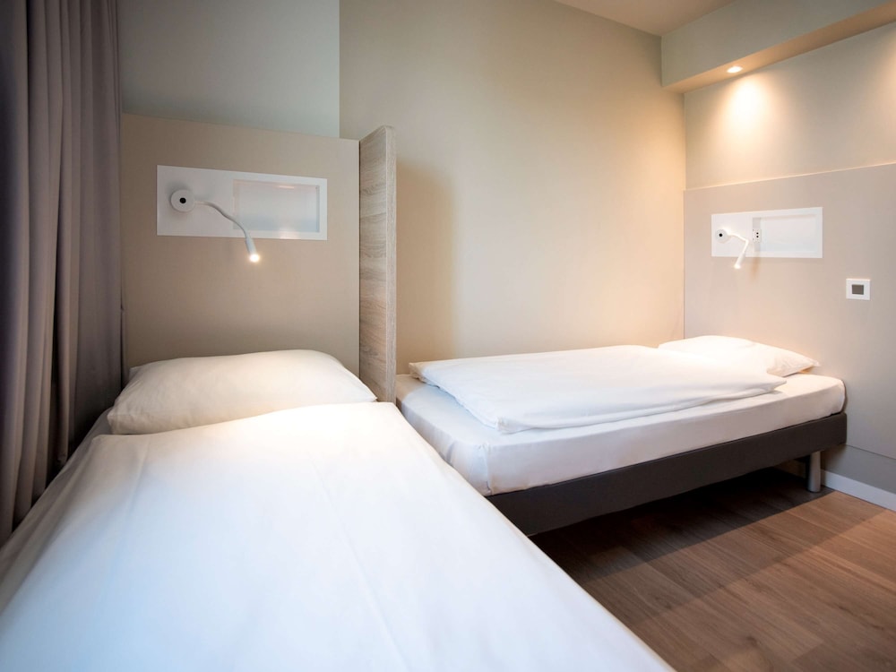 Comfort Twin Room, 2 Twin Beds - Photo 5