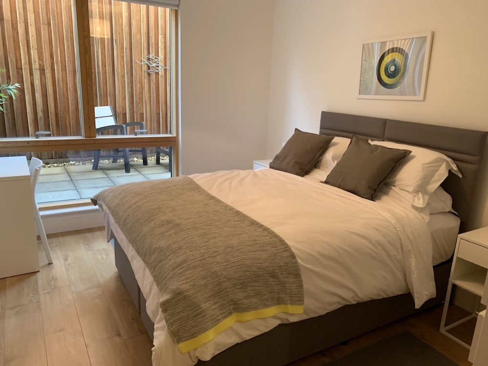 Luxury Apartment, 2 Double Beds, Non Smoking photo 2