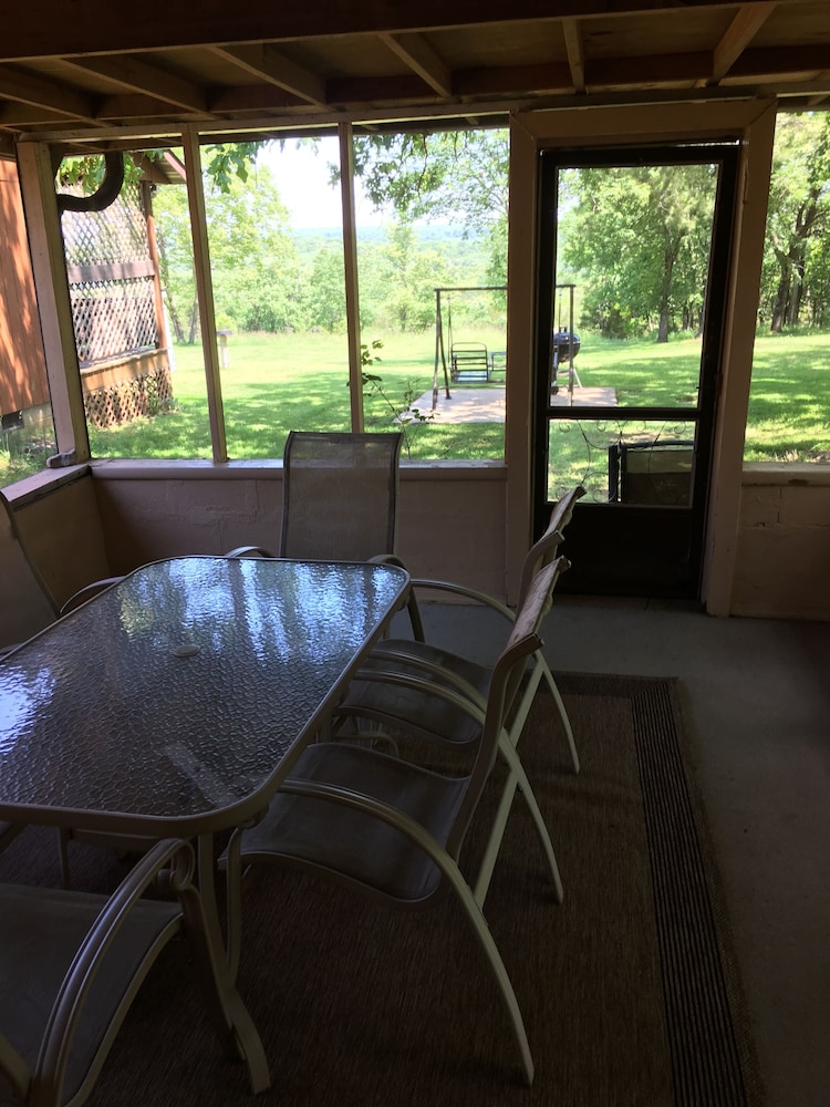 Cabin 6 photo 2