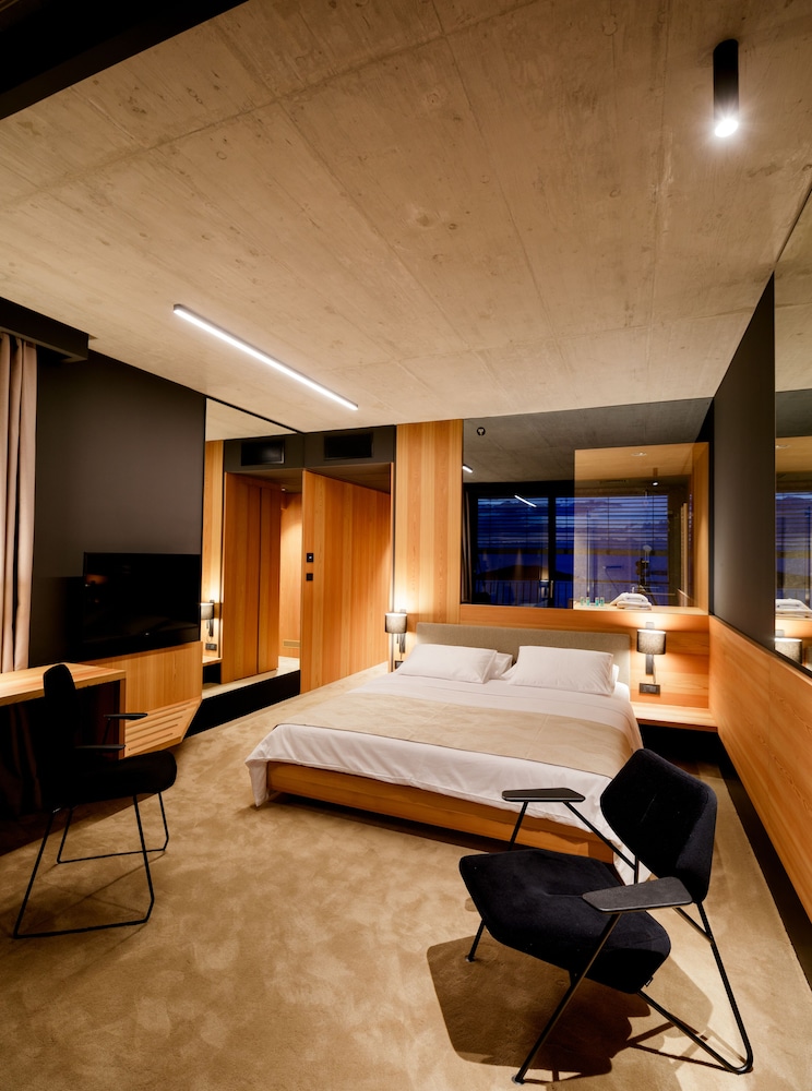 Deluxe Room, 1 king bed