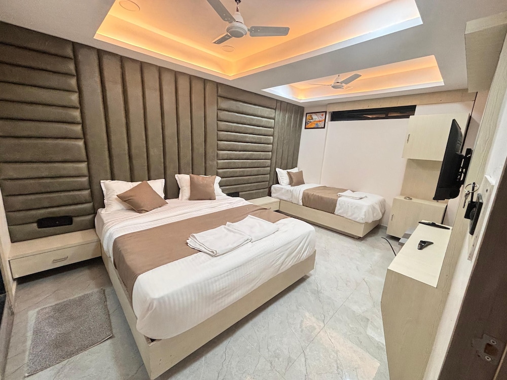 Classic Double Room