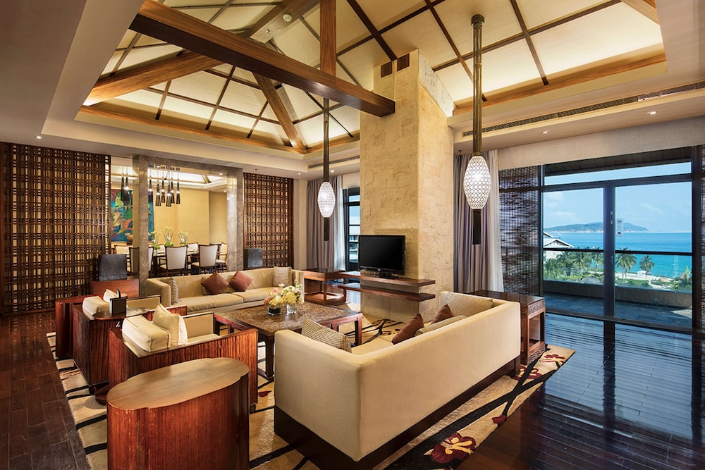 3 Bedroom Ocean View Presidential Suite