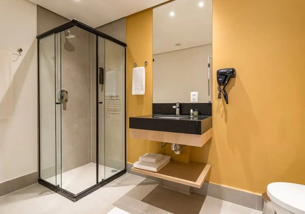 Premium Studio Suite - Photo 23