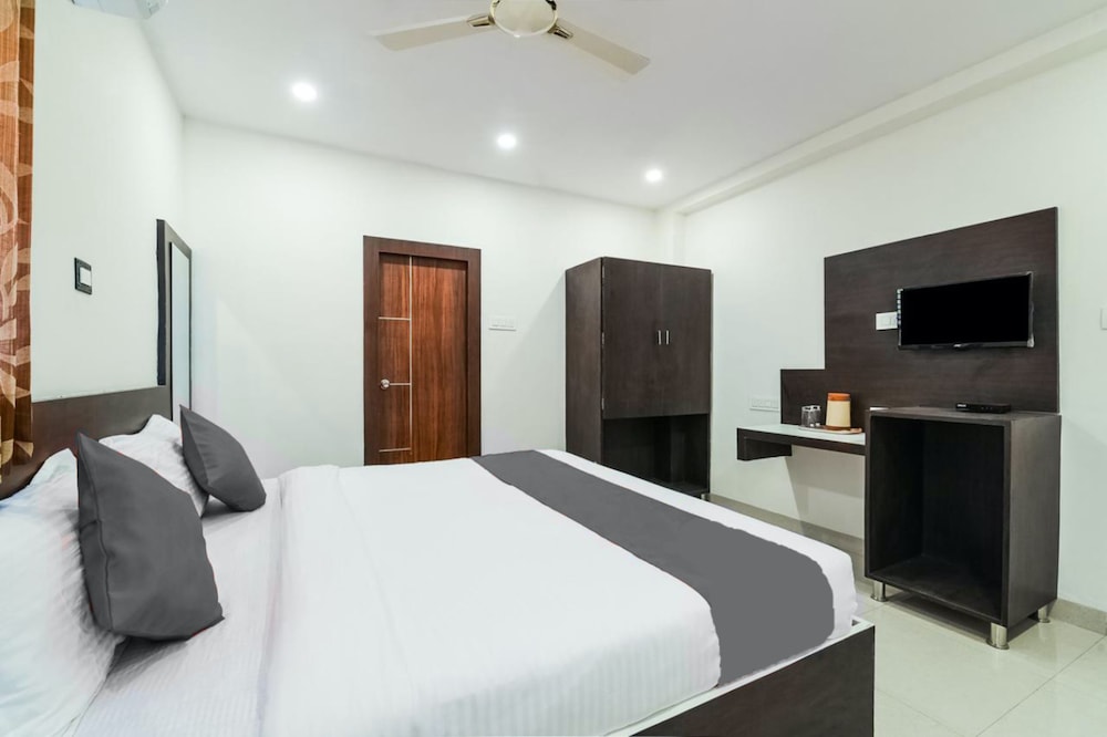 Deluxe A/c Double Room photo 2