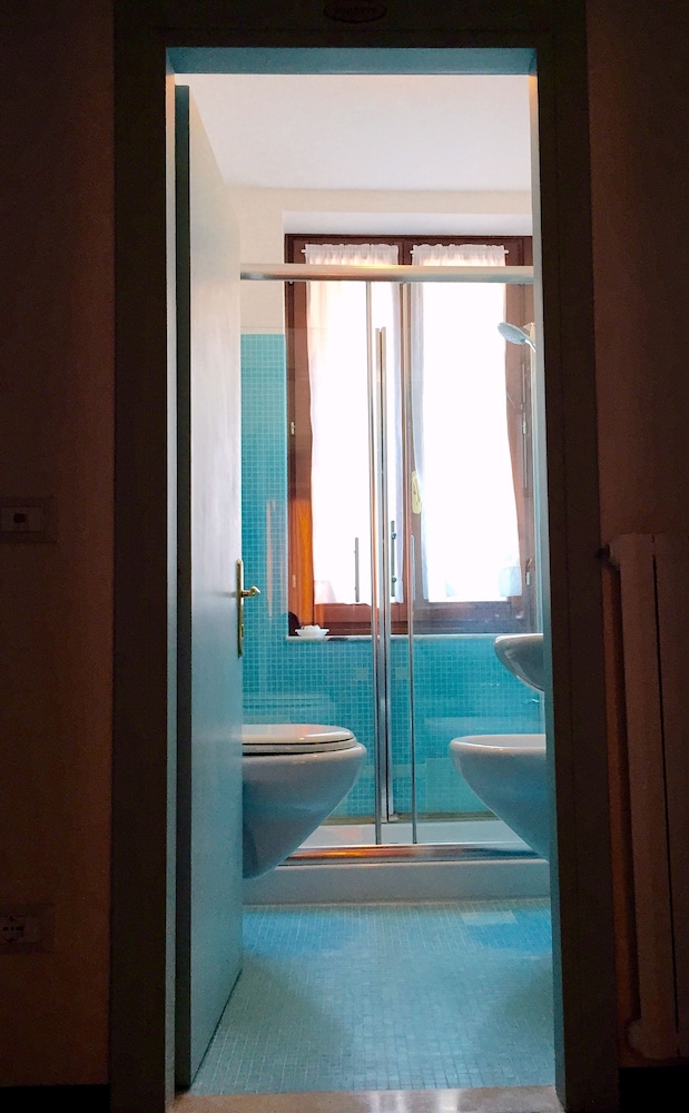 Double Room, Private Bathroom (external) photo 3