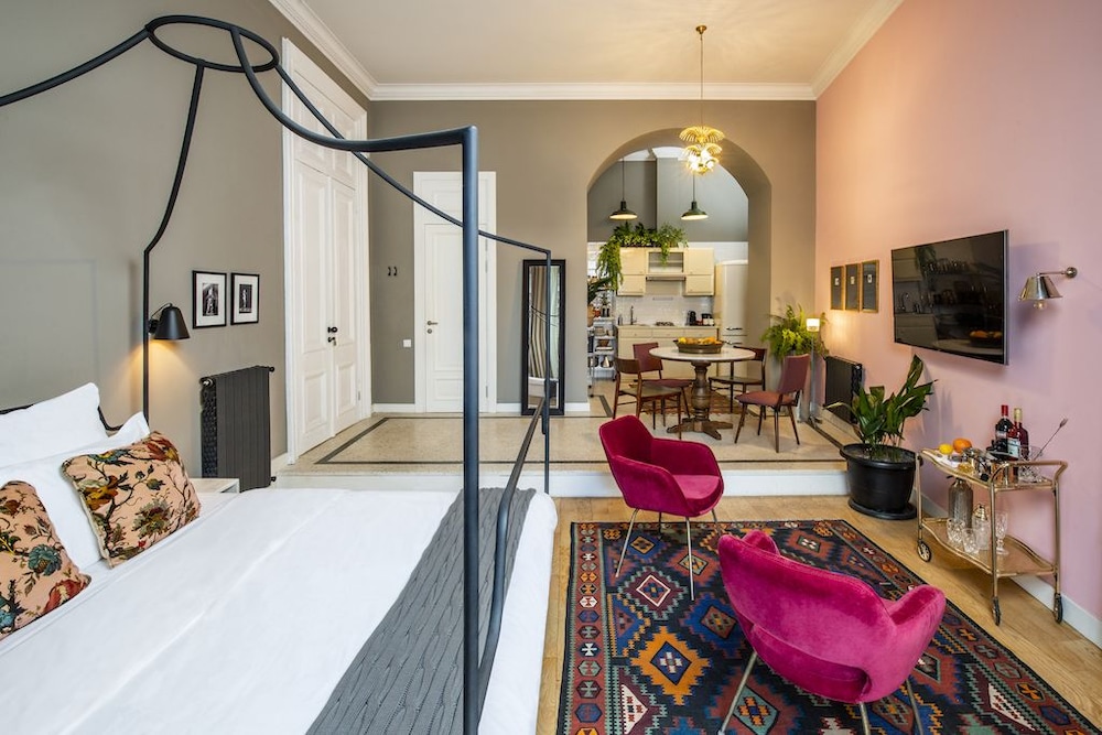 Family Suite (With Kitchenette) photo 3