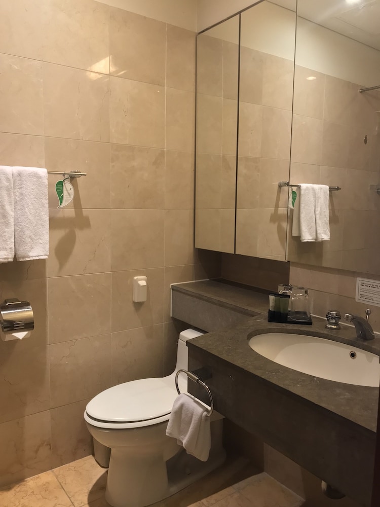 Deluxe Room, 1 Bedroom - Photo 6