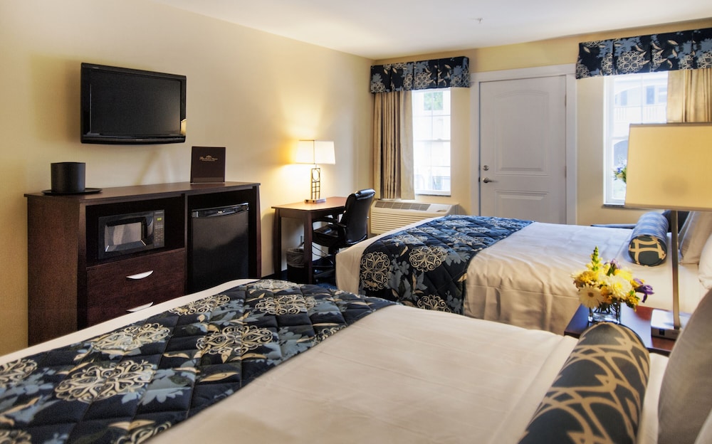 Deluxe Room, 2 Queen Beds, Accessible photo 2
