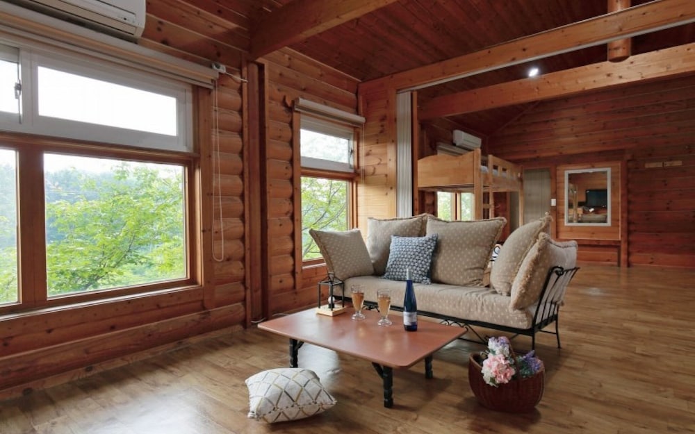 Room (Large 1 (Individual Terrace)) photo 1