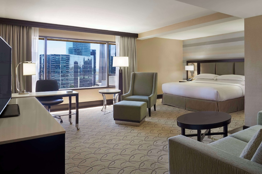 Executive Junior Suite - One King Bed