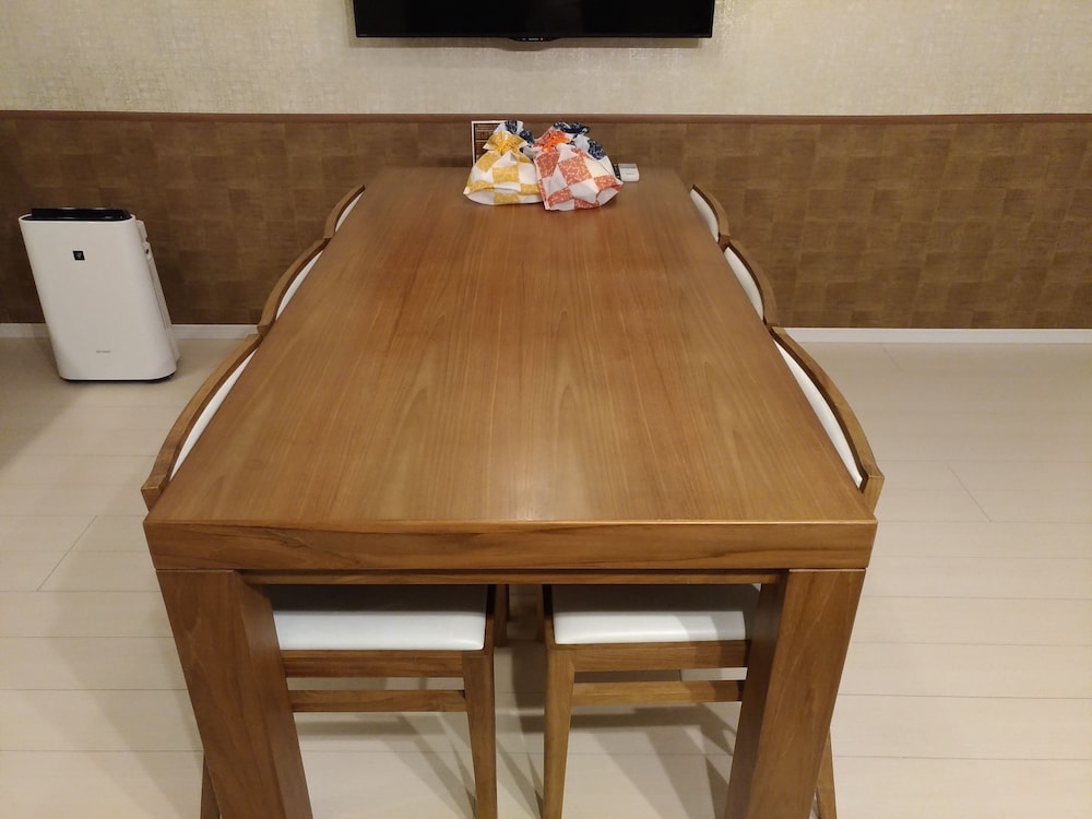 Suite Room with Precious Dining, Non Smoking photo 3