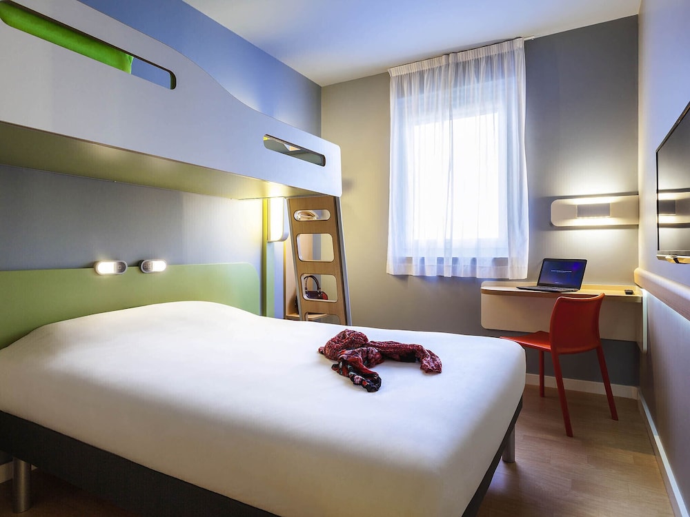 Triple Room, Multiple Beds photo 1