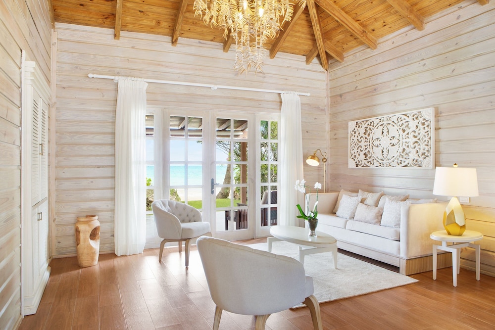 Villa, 1 King Bed, Balcony, Oceanfront