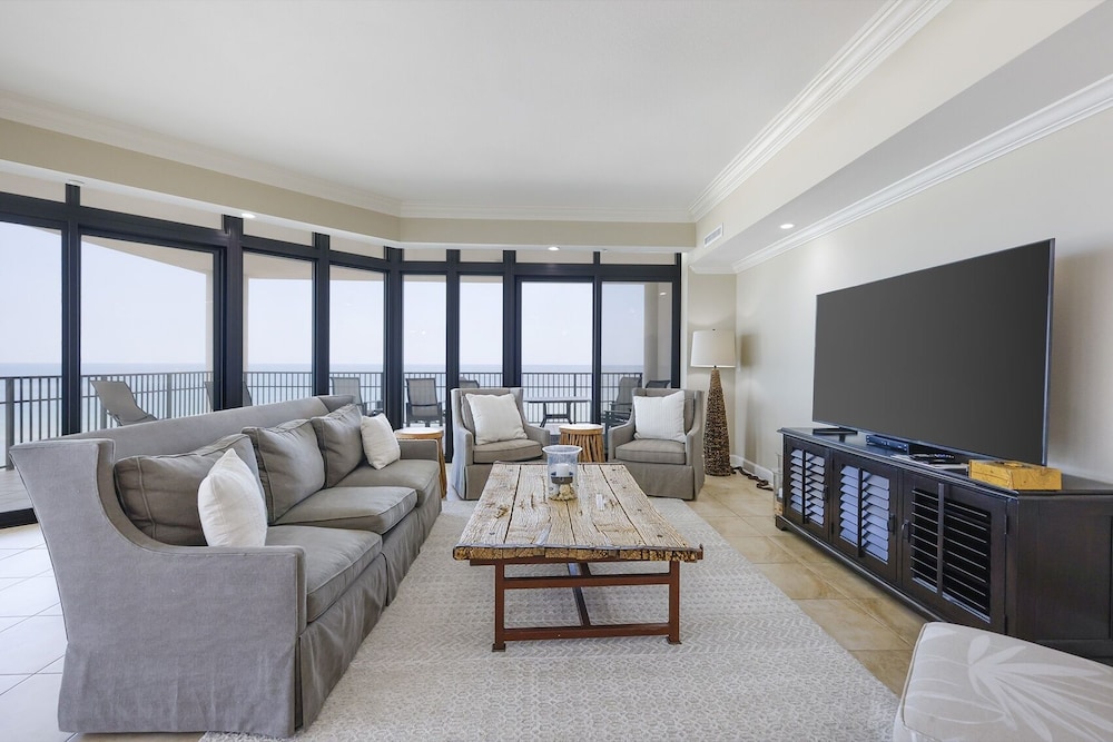 Condo, 4 Bedrooms