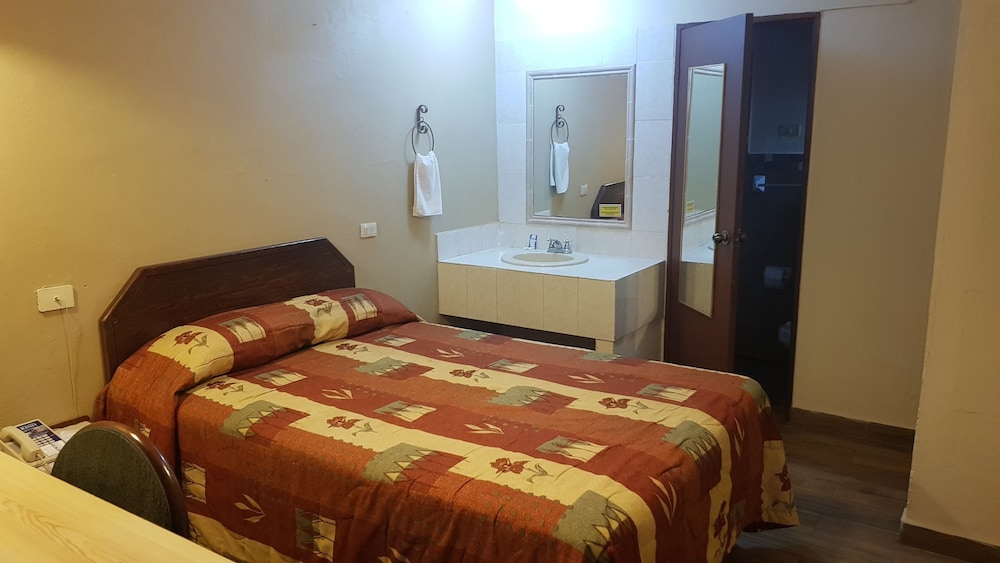 Basic Room - Photo 1