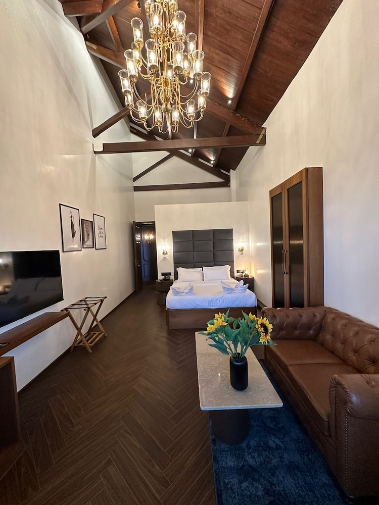 Presidential Suite photo 1