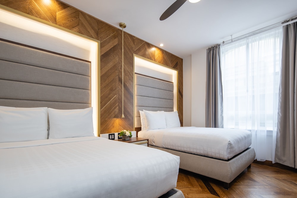 Standard Room, 2 Double Beds - Photo 2
