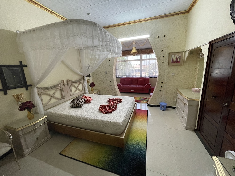 Executive Room