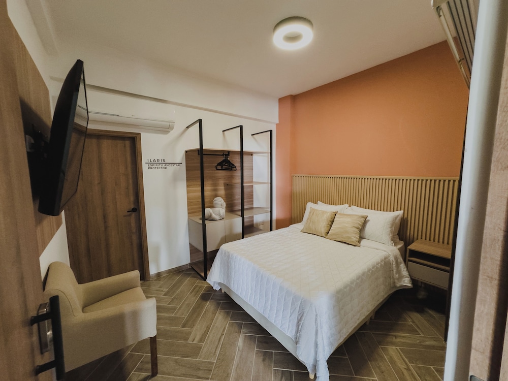 Basic Double Room, 1 Queen Bed