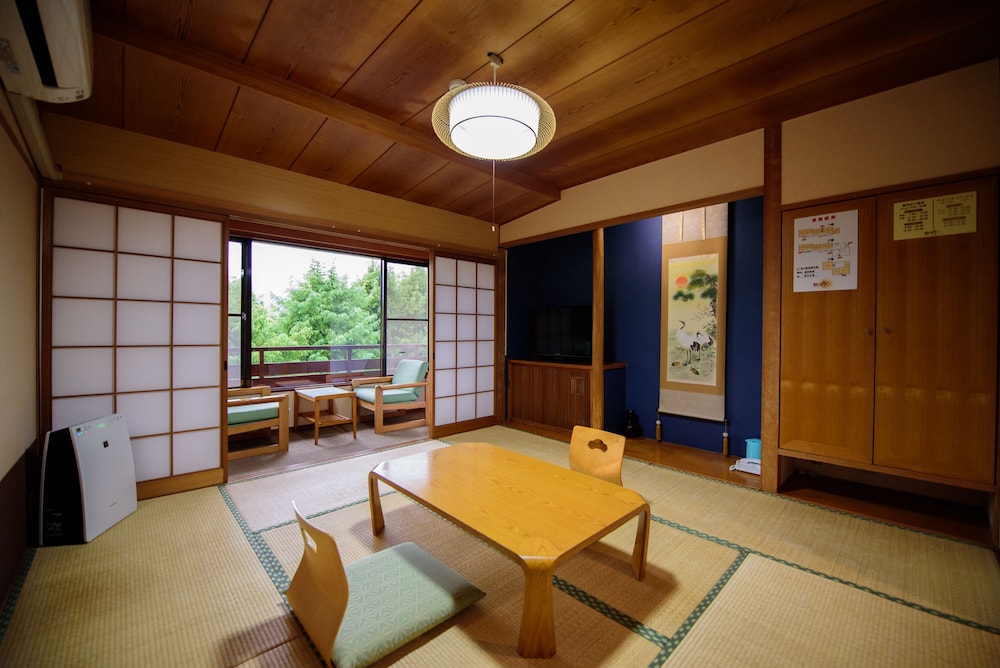 Standard Japanese Room 1F with Shared Bath photo 1