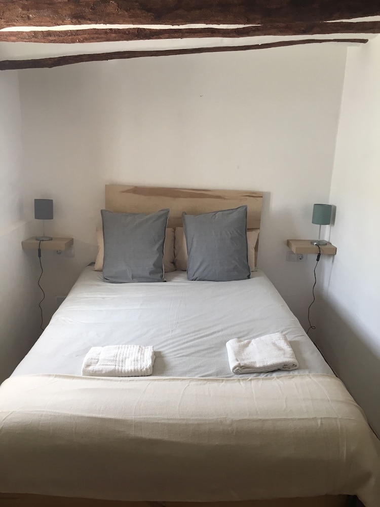 Double Room (2) photo 2
