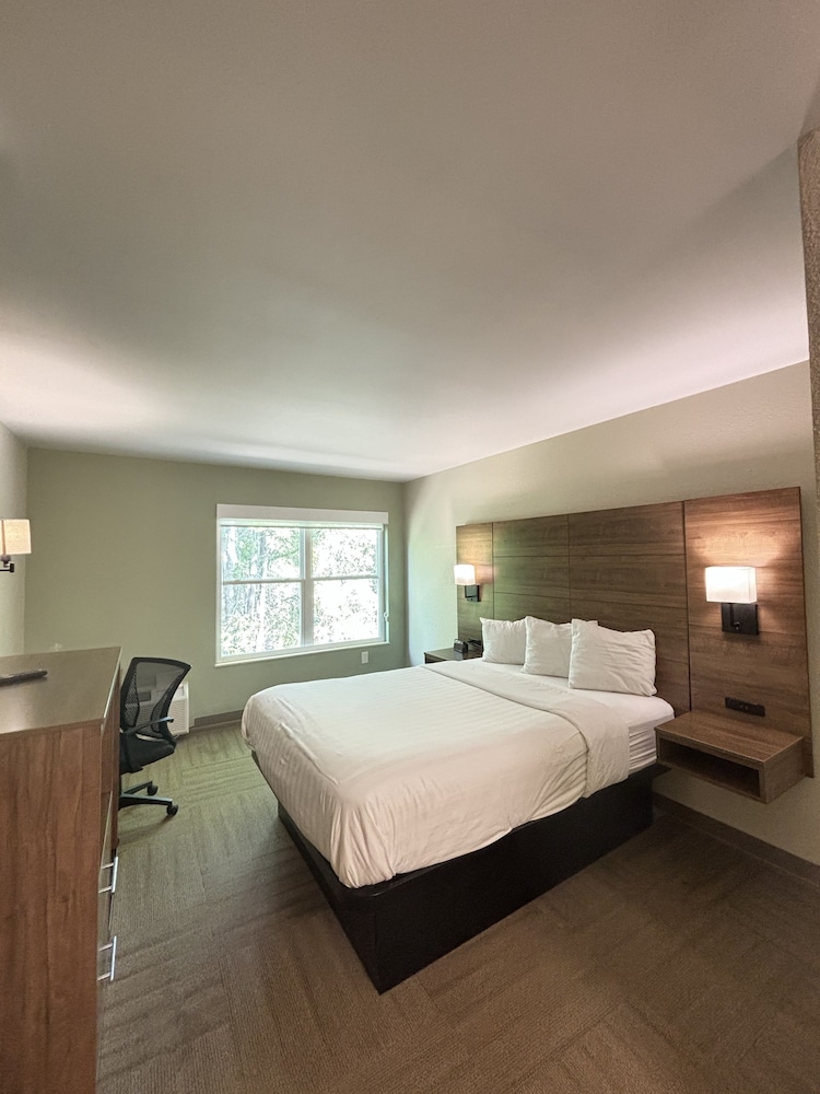 Room, 1 Queen Bed, Non Smoking - Photo 2
