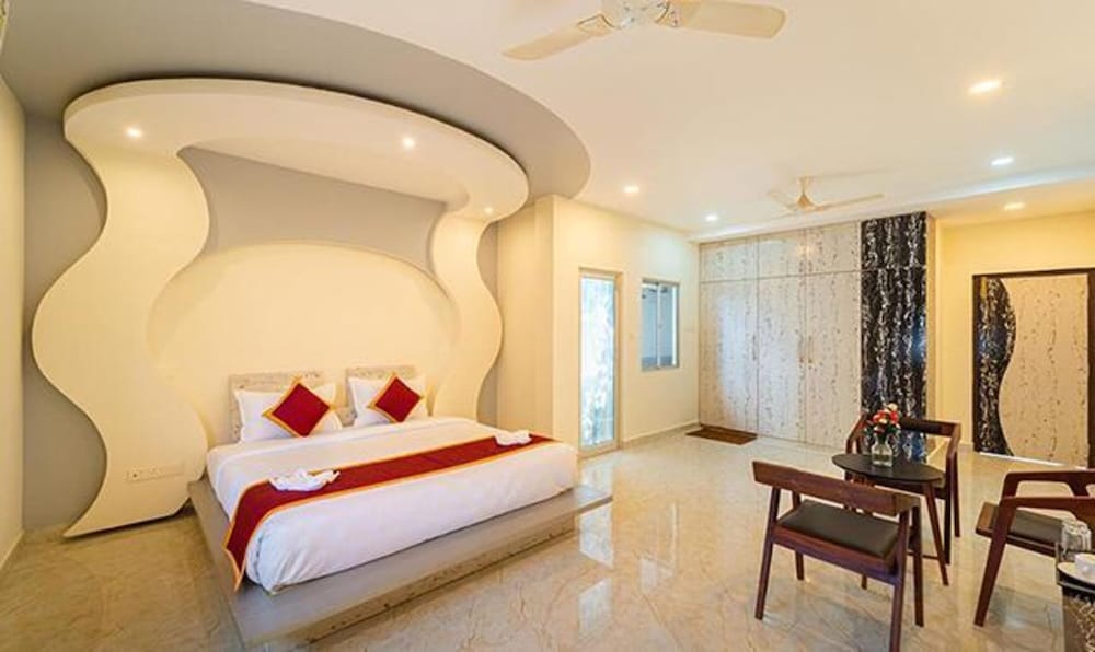 Luxury Suite photo 1