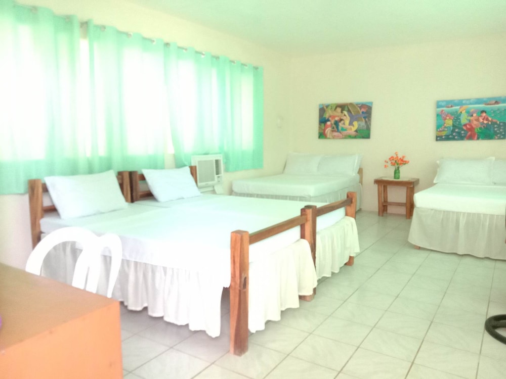 Family Room, Balcony, Beach View photo 2
