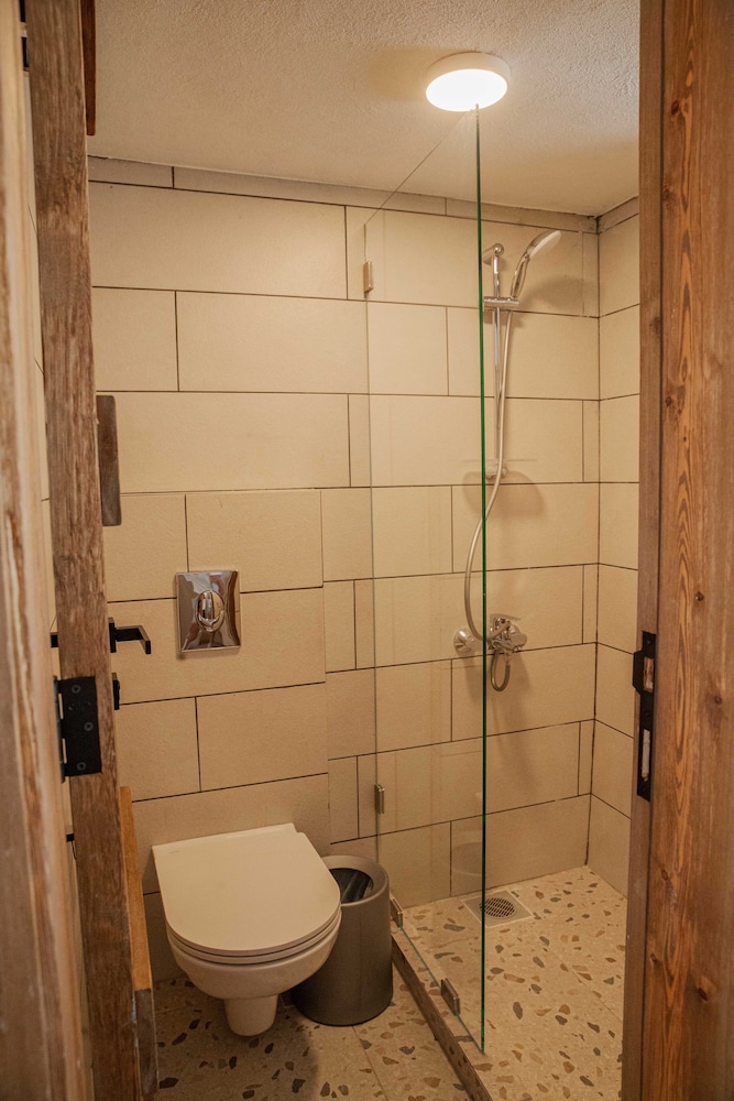 Deluxe Studio Suite photo 2