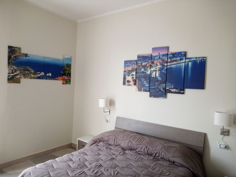 Deluxe Room, City View (Contessa)