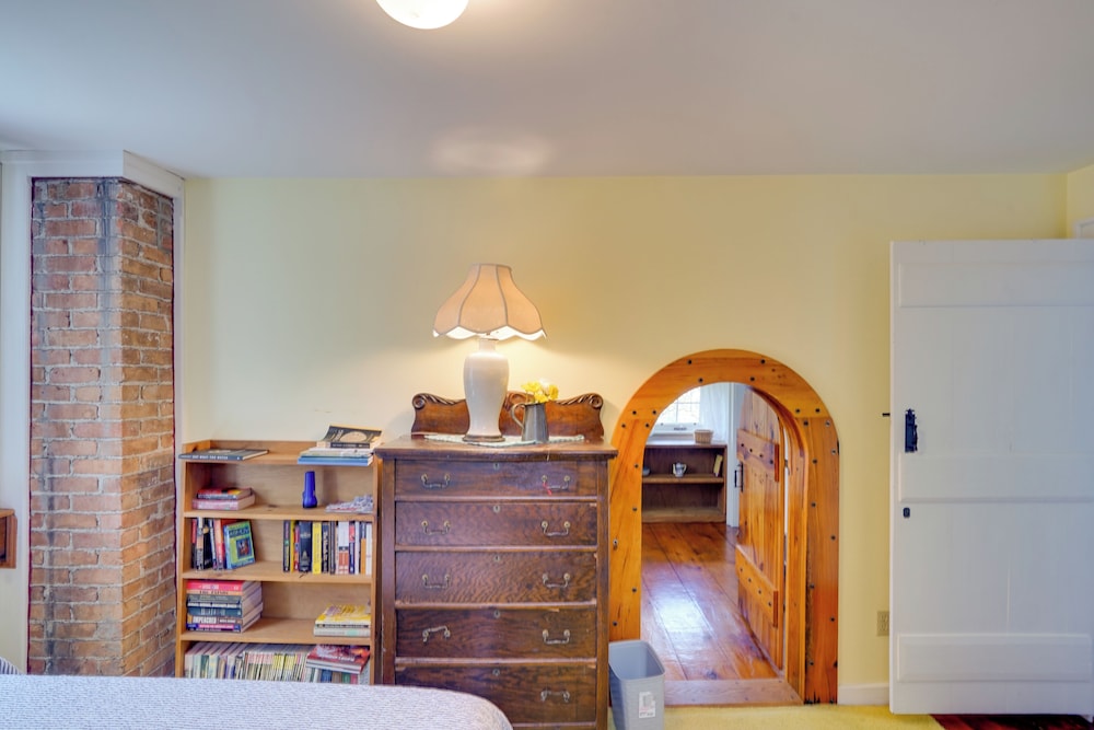 House (6 Bedrooms) photo 3