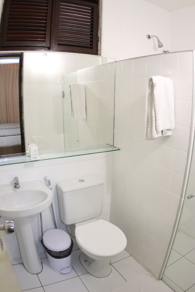 Standard Room - Photo 9