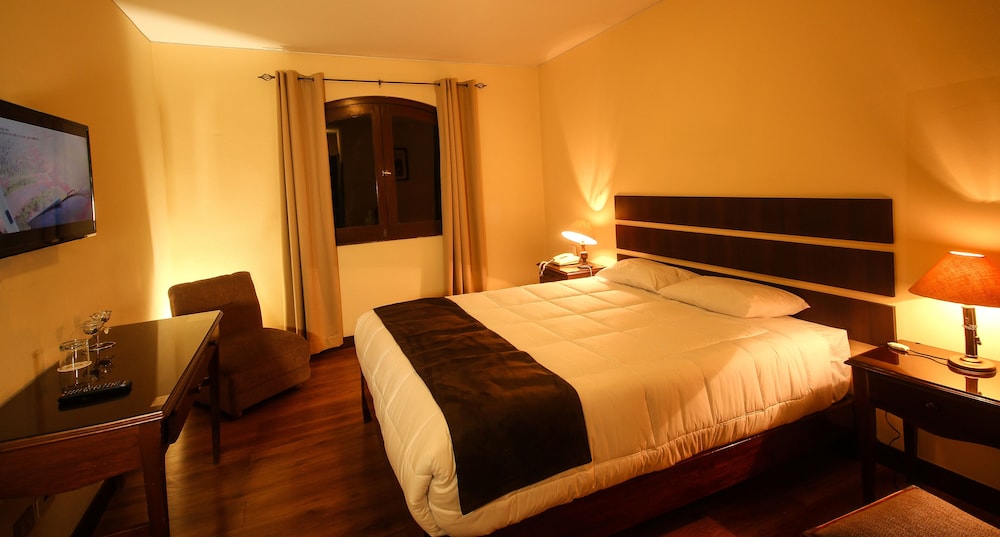 Standard Single Room, 6 Bedrooms