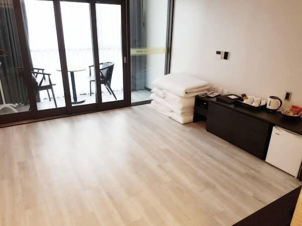 Traditional Room (Korean Ondol) photo 3
