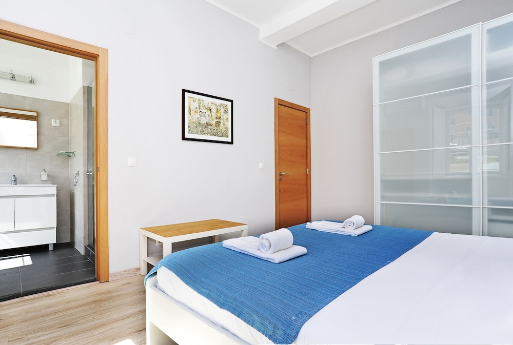 Apartment, 2 Bedrooms (Oeiras 1)